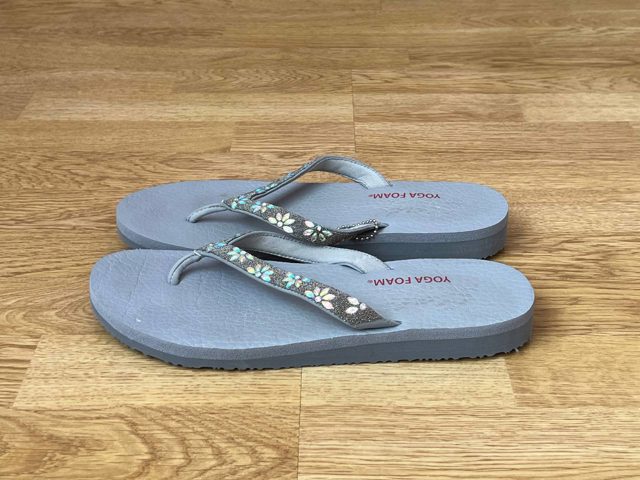Шльопанці