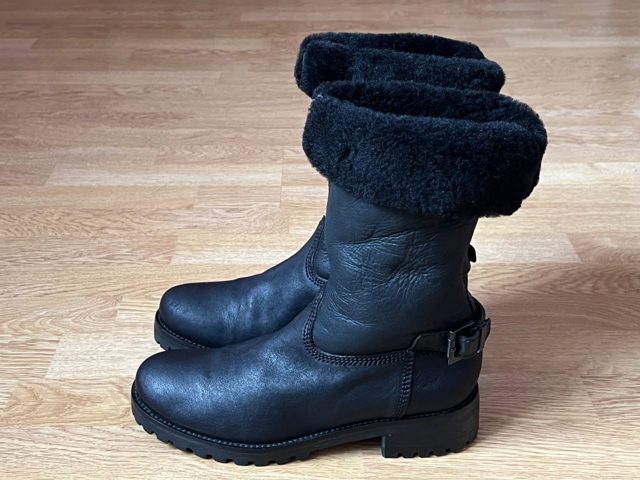 Зимові шкіряні сапожки