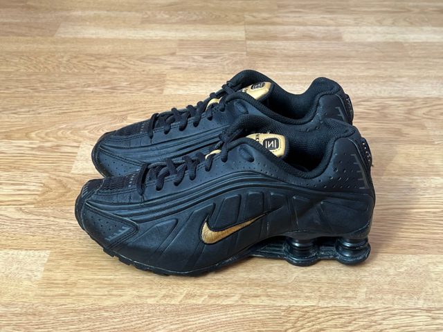 Кросівки Shox