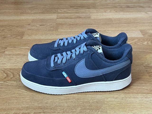 Кросівки