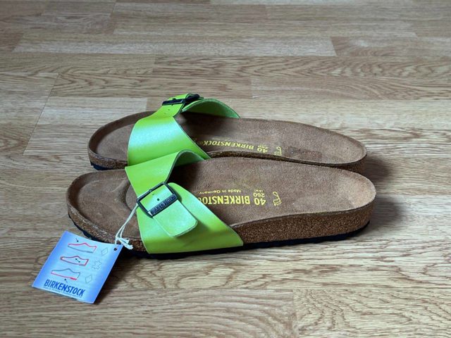 Шльопанці
