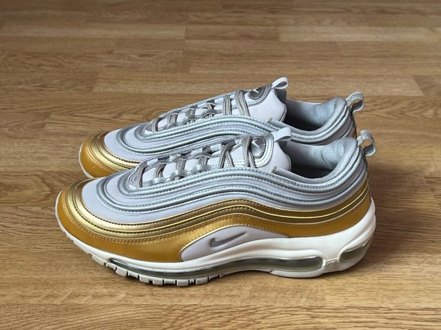 Кросівки Air